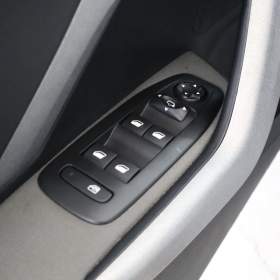 Foto inzerátu Peugeot 2008 1.2 PureTech