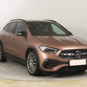 Mercedes GLA GLA 220 d 4MATIC / 19899717