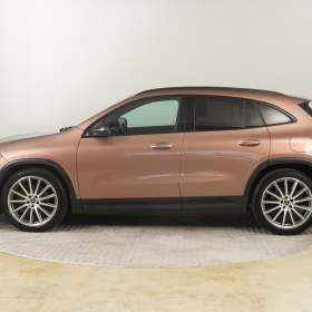 Foto inzerátu Mercedes GLA GLA 220 d 4MATIC