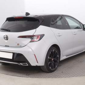 Foto inzerátu Toyota Corolla 1.8 Hybrid