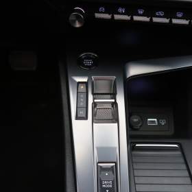 Foto inzerátu Peugeot 308 1.2 PureTech