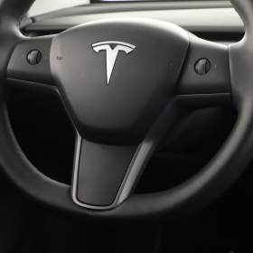 Foto inzerátu Tesla Model Y Long Range AWD 79kWh