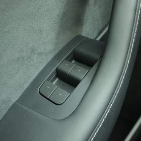 Foto inzerátu Tesla Model Y RWD LFP 60kWh