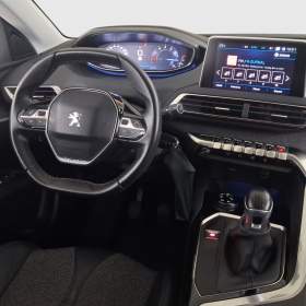 Foto inzerátu Peugeot 3008 1.2 PureTech