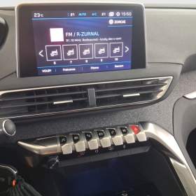 Foto inzerátu Peugeot 3008 1.2 PureTech