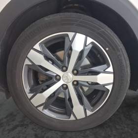 Foto inzerátu Peugeot 3008 1.2 PureTech