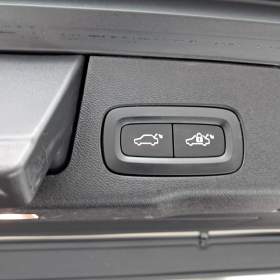 Volvo XC60 T5 AWD / 19903648
