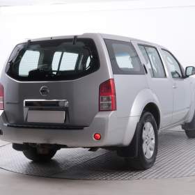 Foto inzerátu Nissan Pathfinder 2.5 dCi