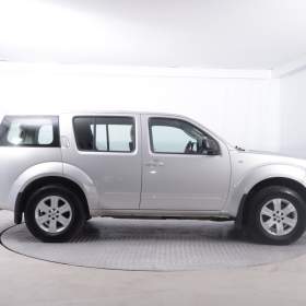 Foto inzerátu Nissan Pathfinder 2.5 dCi