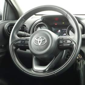 Foto inzerátu Toyota Yaris 1.5 VVT-i