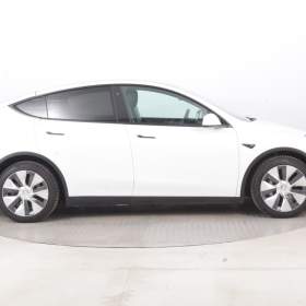 Foto inzerátu Tesla Model Y Long Range AWD 75kWh