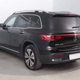 Foto inzerátu Mercedes EQB EQB 300 4MATIC