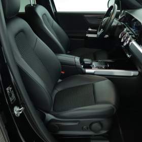 Foto inzerátu Mercedes EQB EQB 300 4MATIC