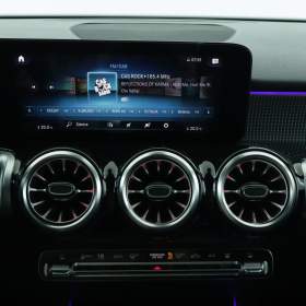 Foto inzerátu Mercedes EQB EQB 300 4MATIC