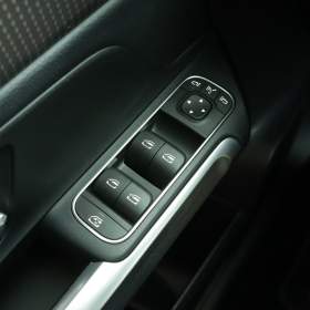 Foto inzerátu Mercedes EQB EQB 300 4MATIC