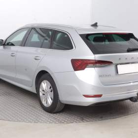 Foto inzerátu Skoda Octavia 1.5 TSI