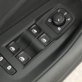Foto inzerátu Skoda Superb 2.0 TDI
