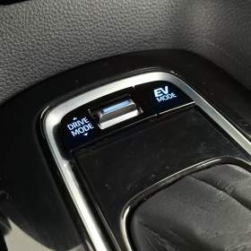 Foto inzerátu Toyota Corolla 1.8 Hybrid