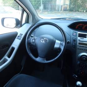 Foto inzerátu Toyota Yaris 1.0 VVT-i
