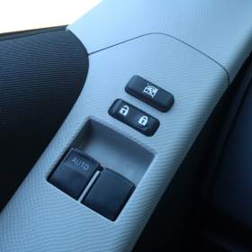 Foto inzerátu Toyota Yaris 1.0 VVT-i
