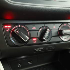 Foto inzerátu Seat Arona 1.0 TSI