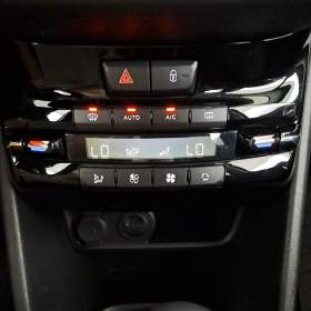 Peugeot 2008 1.2 PureTech / 19910896