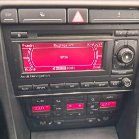 Foto inzerátu Audi A4 2.0 TDI