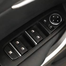 Foto inzerátu Kia Ceed 1.6 GDI plug-in