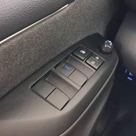 Foto inzerátu Toyota Yaris 1.5 VVT-i Hybrid