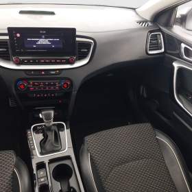 Foto inzerátu Kia Ceed 1.6 GDI plug-in
