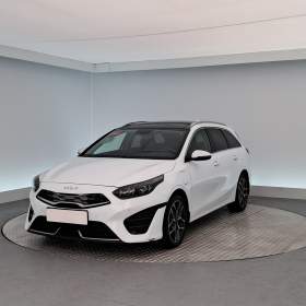 Foto inzerátu Kia Ceed 1.6 GDI plug-in