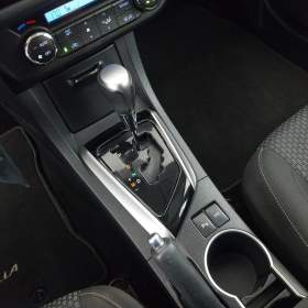 Foto inzerátu Toyota Corolla 1.6 Valvematic