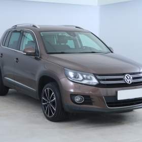 VW Tiguan 2.0 TDI / 19917754