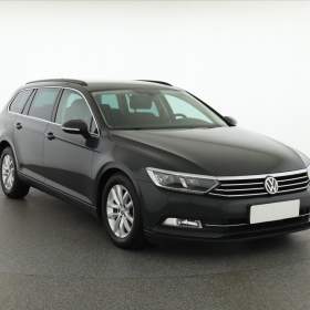 VW Passat 2.0 TDI / 19917755