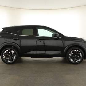 Foto inzerátu Nissan Qashqai 1.3 DIG-T MHEV