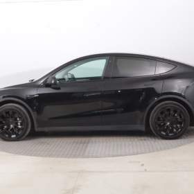 Foto inzerátu Tesla Model Y Long Range AWD 79kWh