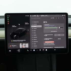 Foto inzerátu Tesla Model Y Long Range AWD 79kWh
