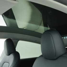Foto inzerátu Tesla Model Y Long Range AWD 79kWh