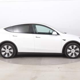 Foto inzerátu Tesla Model Y Long Range AWD 79kWh