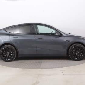 Foto inzerátu Tesla Model Y Long Range AWD 79kWh