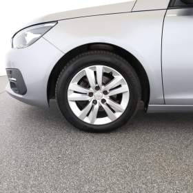 Foto inzerátu Peugeot 308 1.2 PureTech