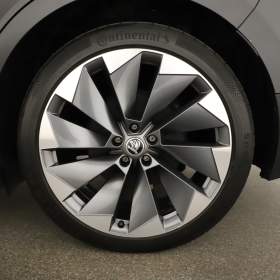 Foto inzerátu Skoda Enyaq iV 80 (82 kWh)