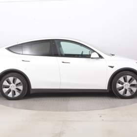 Foto inzerátu Tesla Model Y Long Range AWD 79kWh