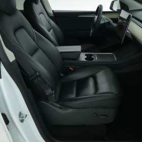 Foto inzerátu Tesla Model Y Long Range AWD 79kWh