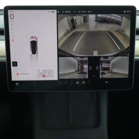 Foto inzerátu Tesla Model Y Long Range AWD 79kWh