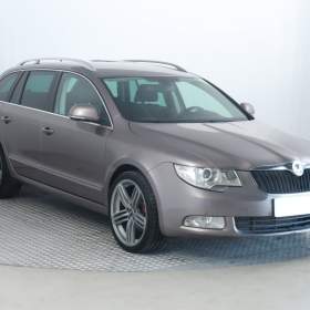 Skoda Superb 2.0 TDI / 19919428