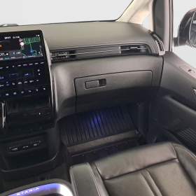 Foto inzerátu Hyundai Staria 2.2 CRDi