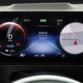 Foto inzerátu Mercedes EQC EQC 400 4MATIC