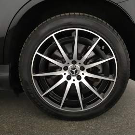 Foto inzerátu Mercedes EQC EQC 400 4MATIC