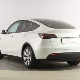 Foto inzerátu Tesla Model Y Long Range AWD 79kWh